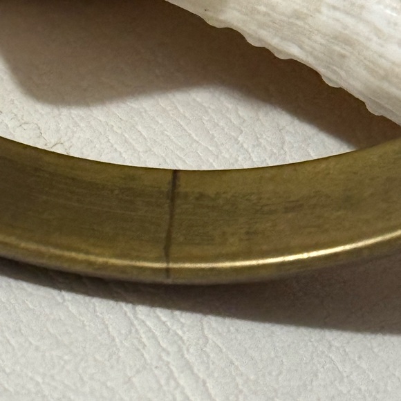 Vintage Damascene Etched Metal Bangle Style Bracelet-Brassy Tone - Picture 12 of 14